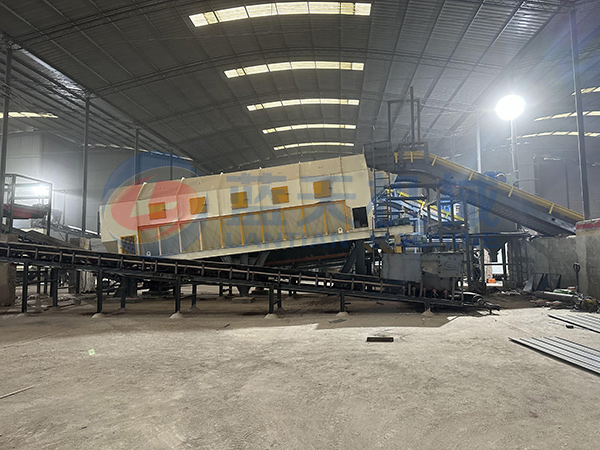 天津南開建筑垃圾處理現場